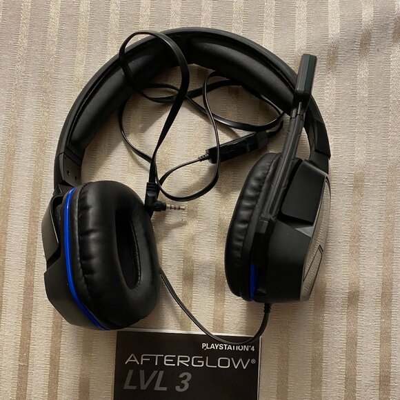 PLAYSTATION 4 AFTERGLOW LVL 3 WIRED HEADSET - Picture 7 of 7